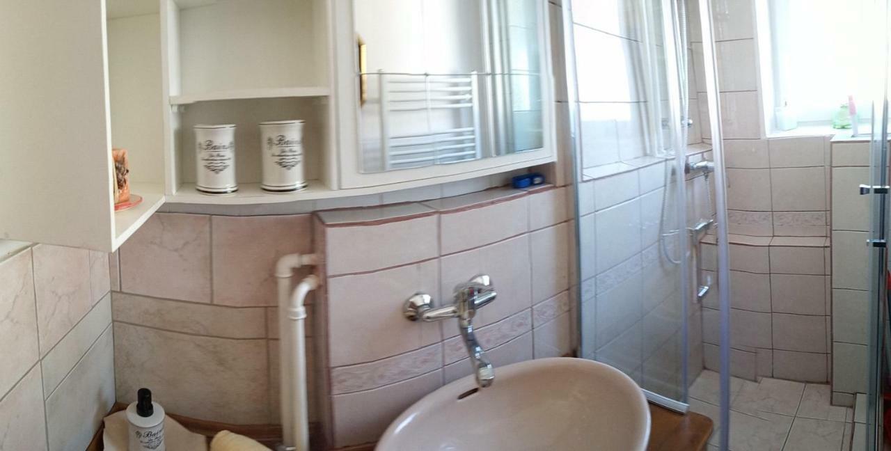 Apartment Janja Vojnik Buitenkant foto